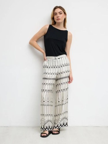 ΠΑΝΤΕΛΟΝΑ ΜΕ ΛΑΣΤΙΧΟ ΣΤΗ ΜΕΣΗ