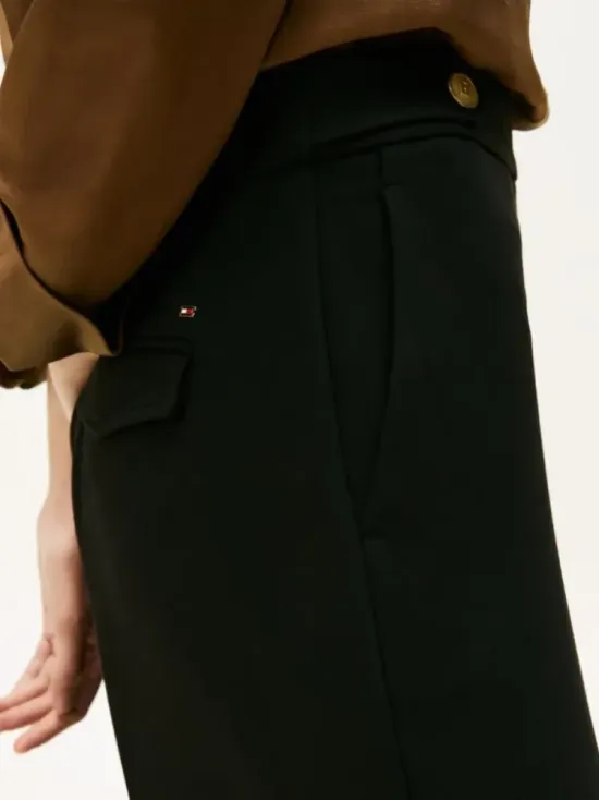 Παντελόνι Σε Ίσια Γραμμή Με Τσάκιση 