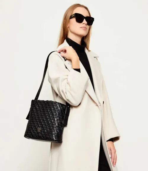 TOMMY HILFIGER ΤΣΑΝΤΑ ΜΑΥΡΗ