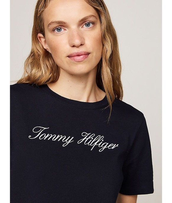TOMMY HILFIGER T-SHIRT ΑΝΕΤΗ ΓΡΑΜΜΗ