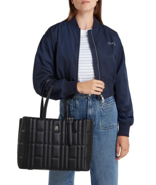 Τσαντα ΤΗ FEMININE TOTE