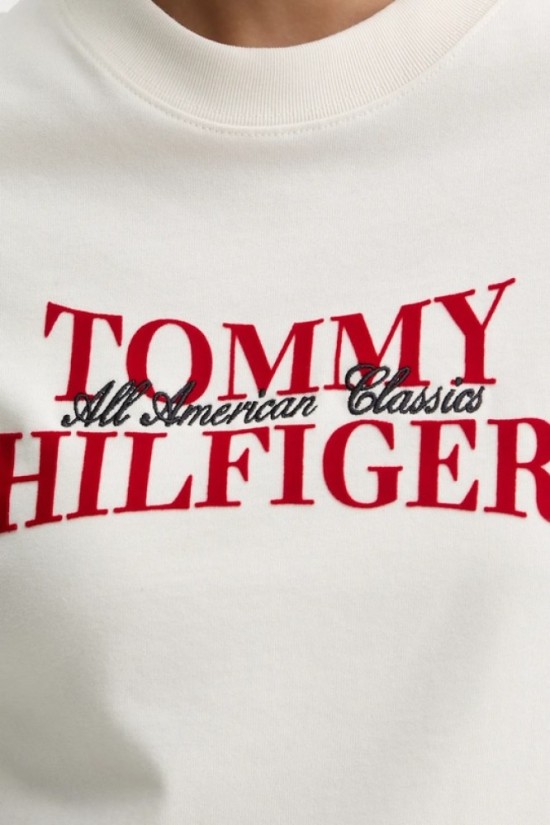 Άνετο T-Shirt TOMMY HILFIGER Με Λογότυπο