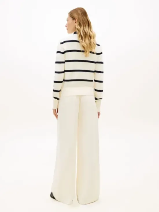 Ζακέτα Με Premium Πλέξη Και Χρυσά Κουμπιά 